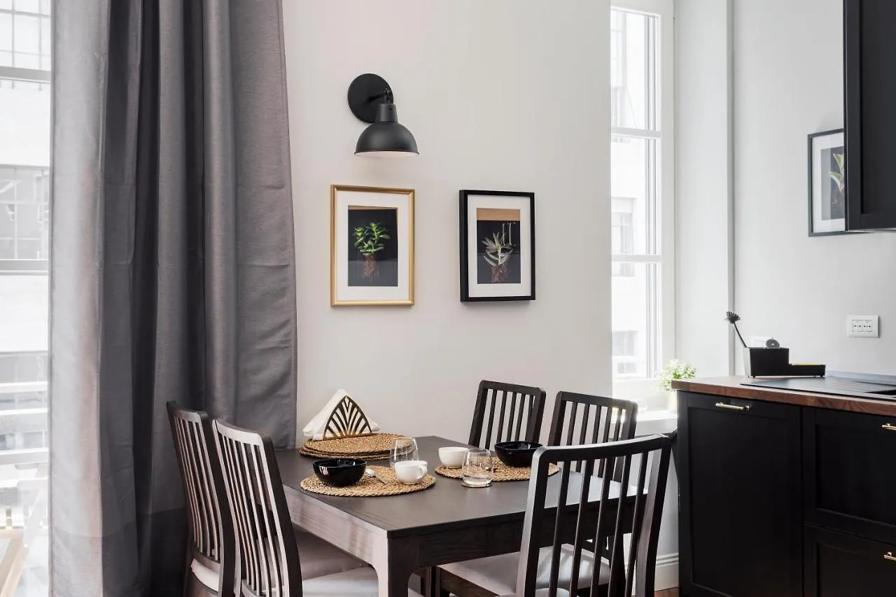 Wide&Bright two bedroom apartment Milaan