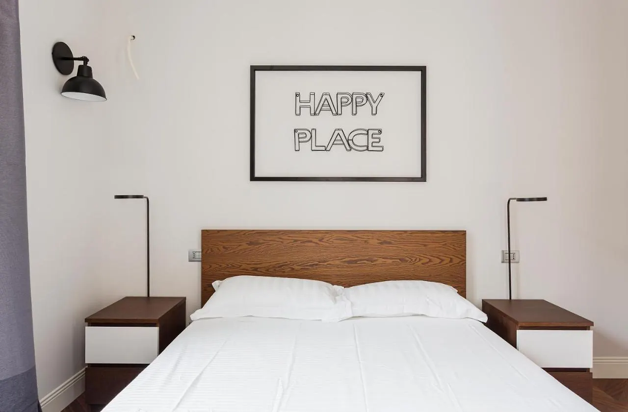Wide&Bright two bedroom apartment Milaan