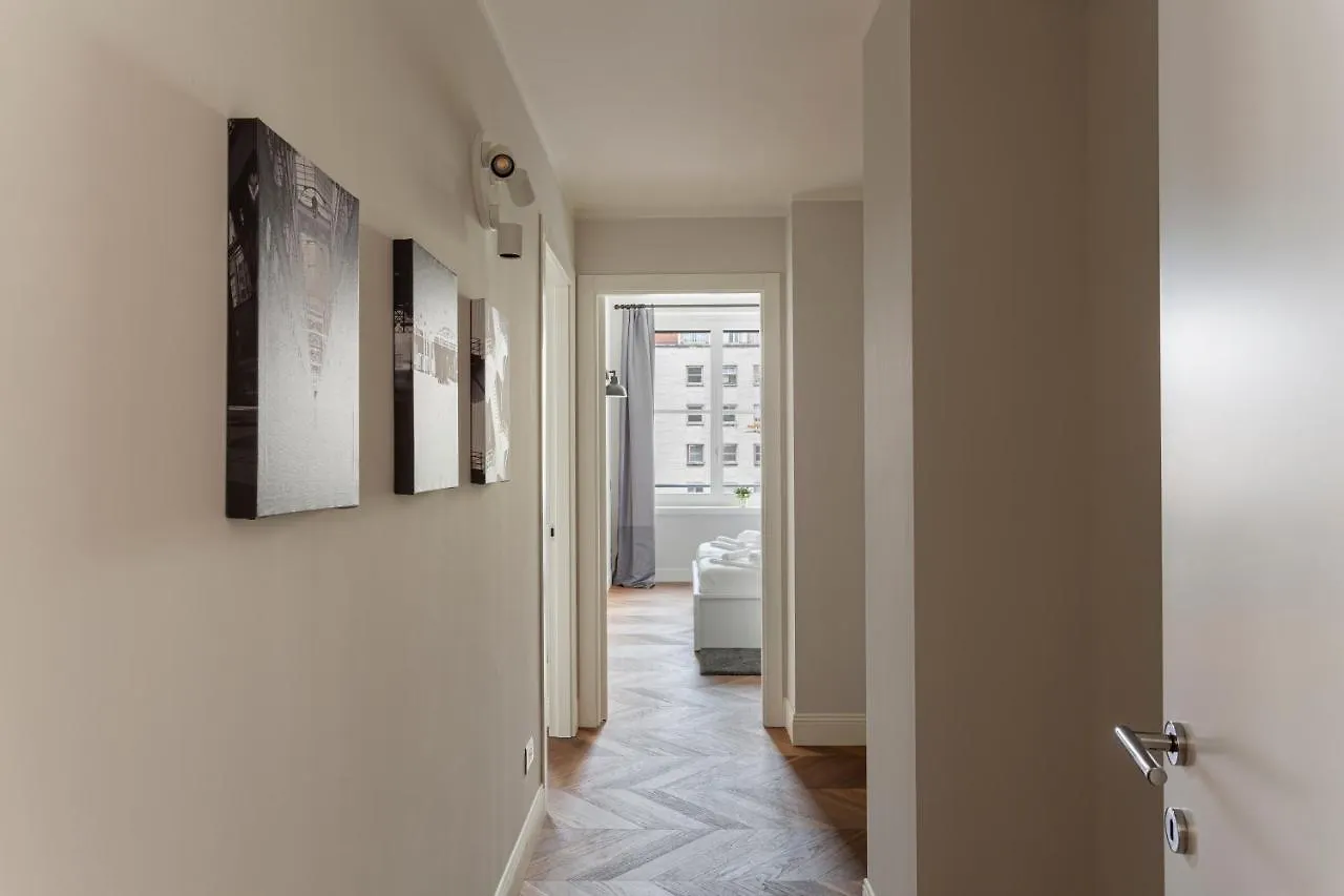 Wide&Bright two bedroom apartment Milaan
